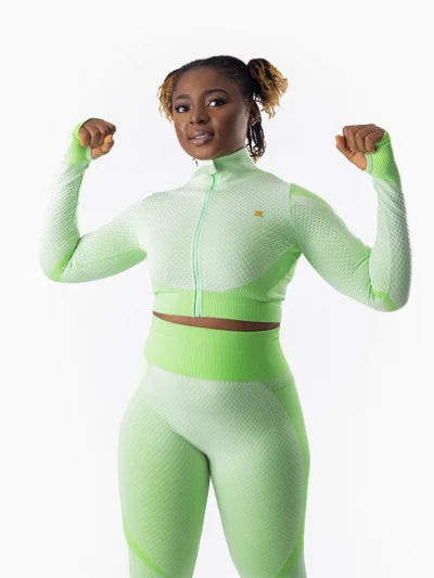 Two-piece Fit Queen Activewear Set (Green)