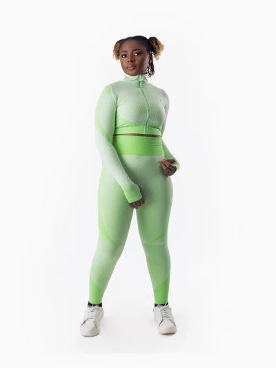 Two-piece Fit Queen Activewear Set (Green)